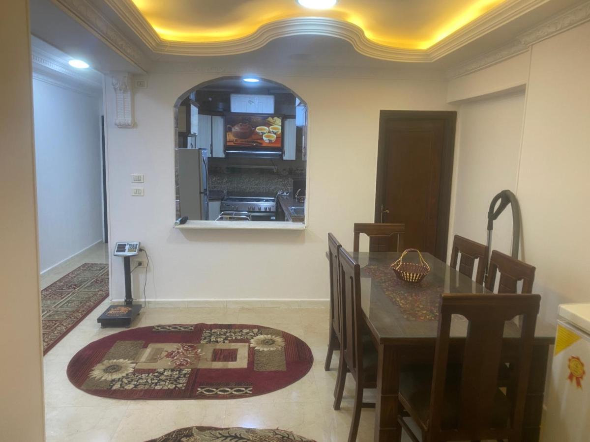 النزهه 1 برج الؤلؤه بجوار مطار القاهره *