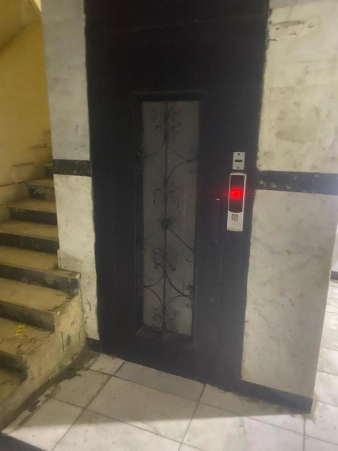 النزهه 1 برج الؤلؤه بجوار مطار القاهره Appartement Le Caire
